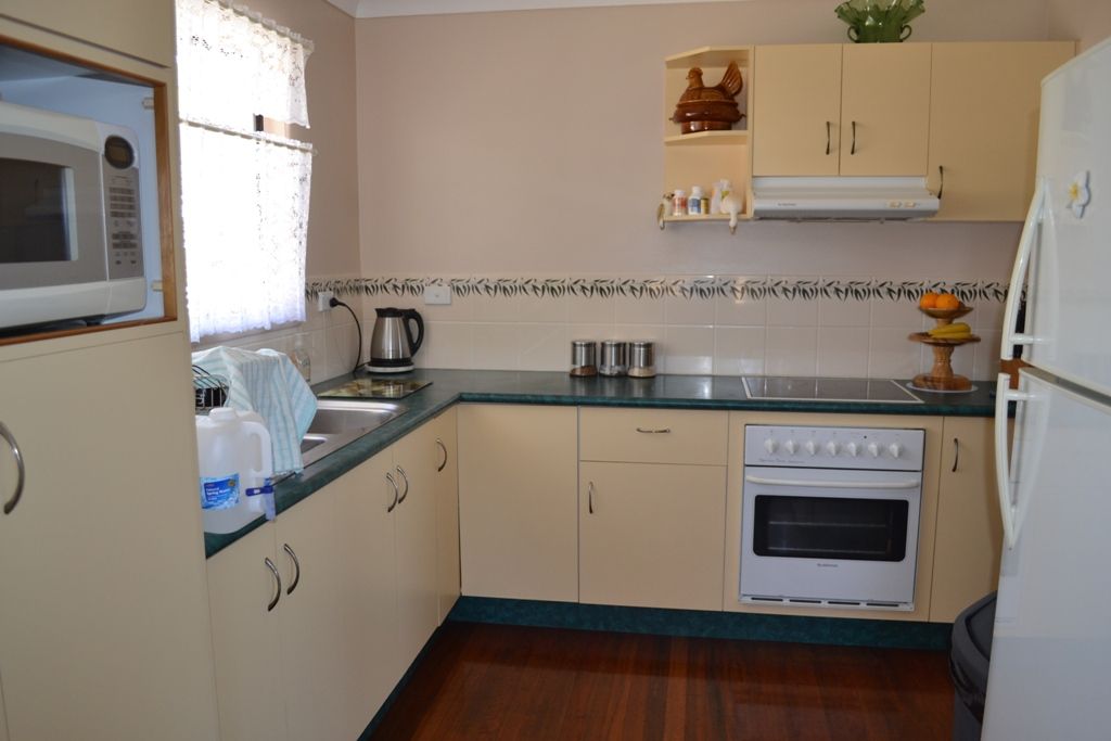 147 Matthew Flinders Drive, COOEE BAY, QLD 4703