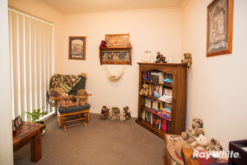 3 Acre Court, PAKENHAM, VIC 3810