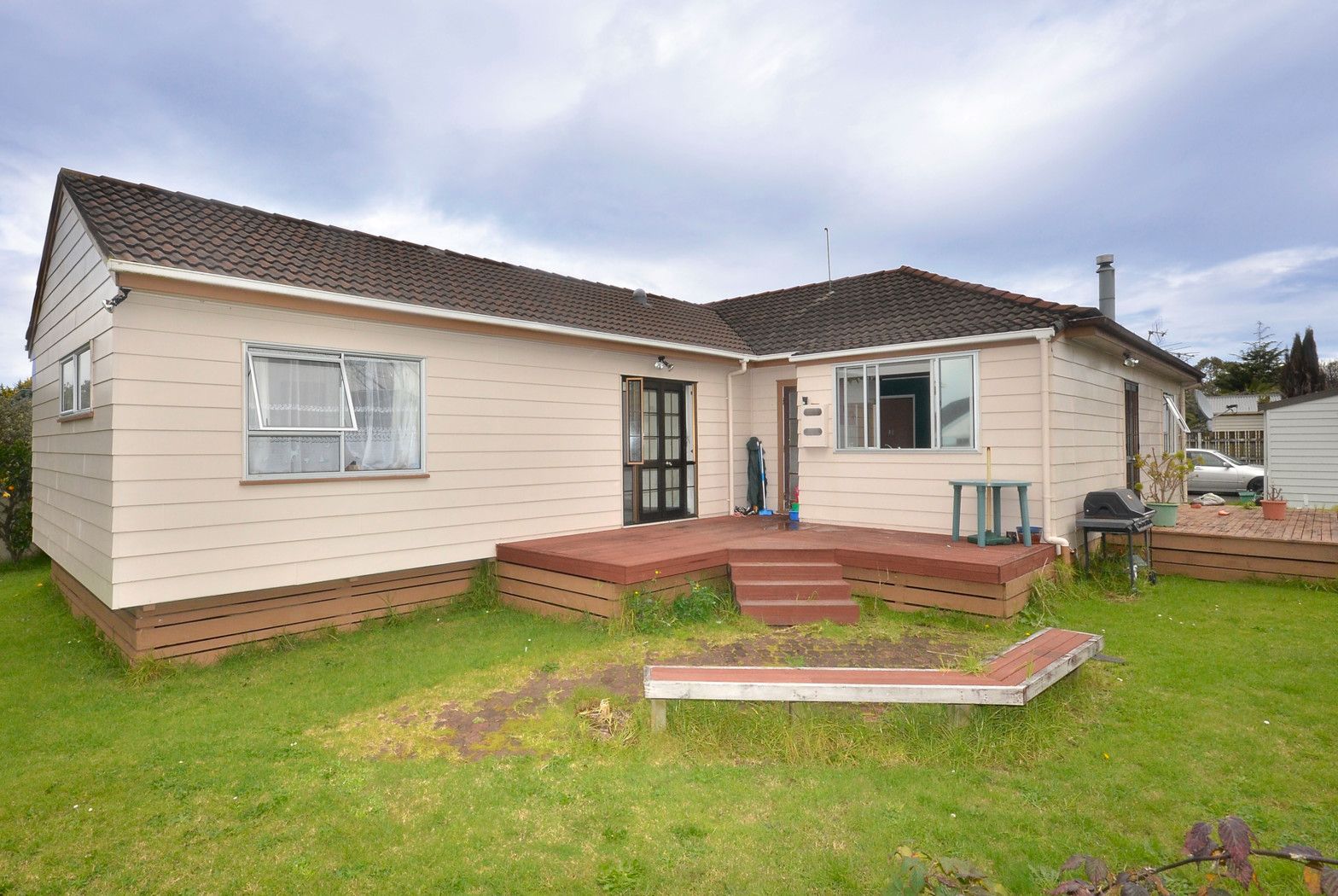 32 Rangataua Place, MANUREWA, Manukau City