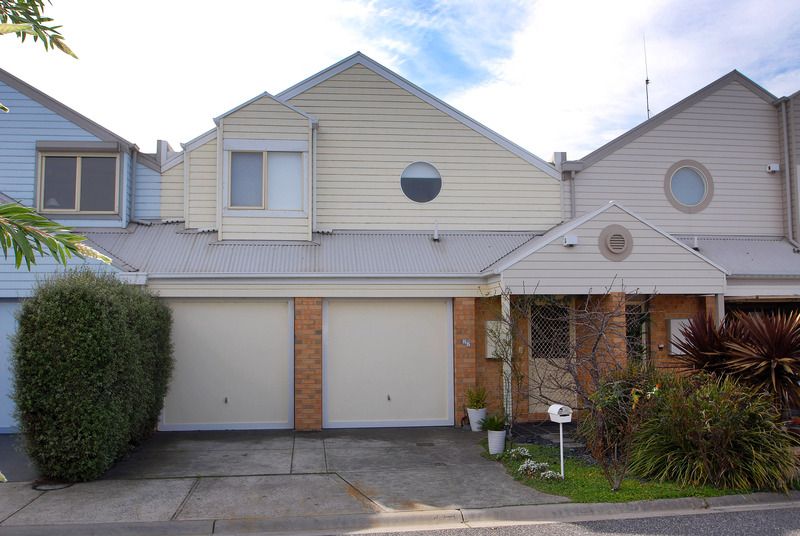 22 Tiller Lane, PATTERSON LAKES, VIC 3197