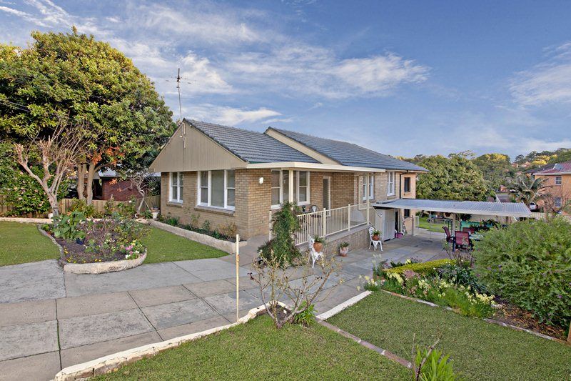 13 Pembrew Crescent, EARLWOOD NSW 2206