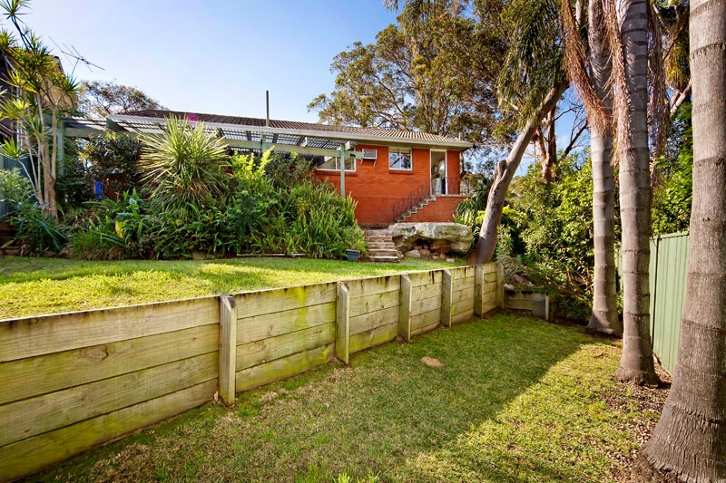 44 Andromeda Crescent, ENGADINE, NSW 2233
