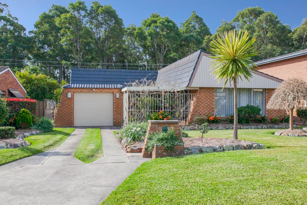 13 Regal Way, VALENTINE NSW 2280