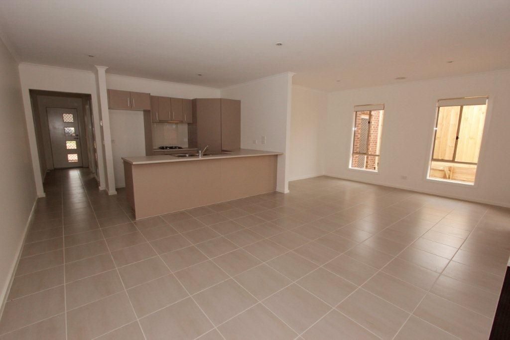 12 Tanin Way, WAURN PONDS, VIC 3216