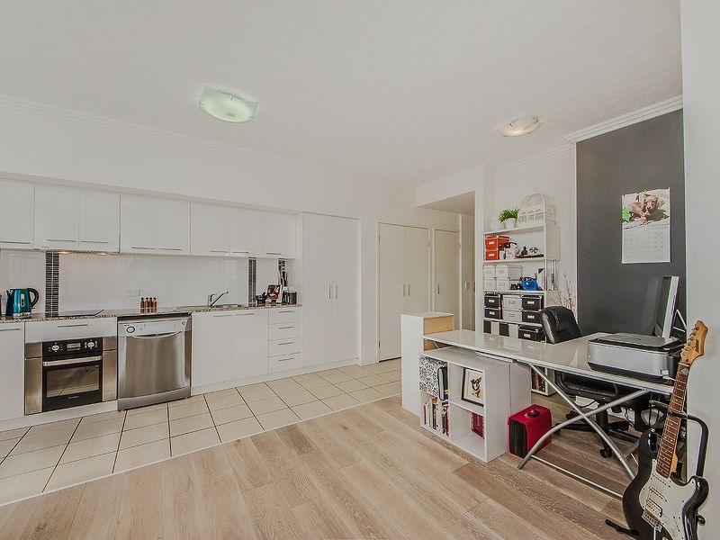 90/98 University Drive, VARSITY LAKES, QLD 4227