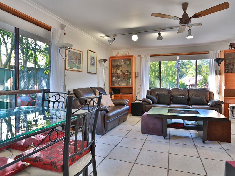 92 Bunya Park Drive, EATONS HILL, QLD 4037