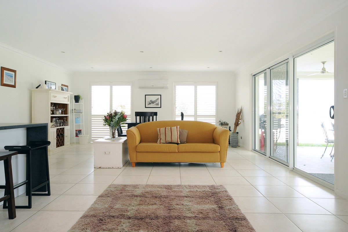 2 Hamilton Drive, VALE VIEW, QLD 4352