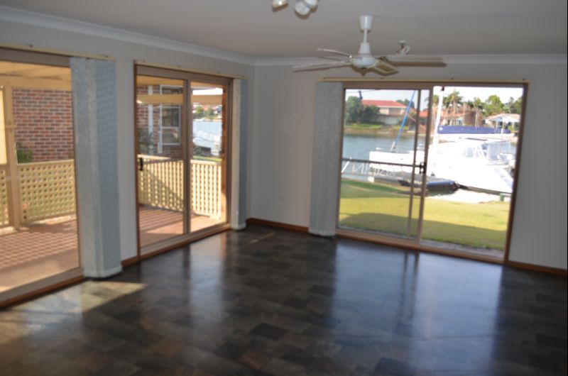 18 The Mainbrace, YAMBA, NSW 2464