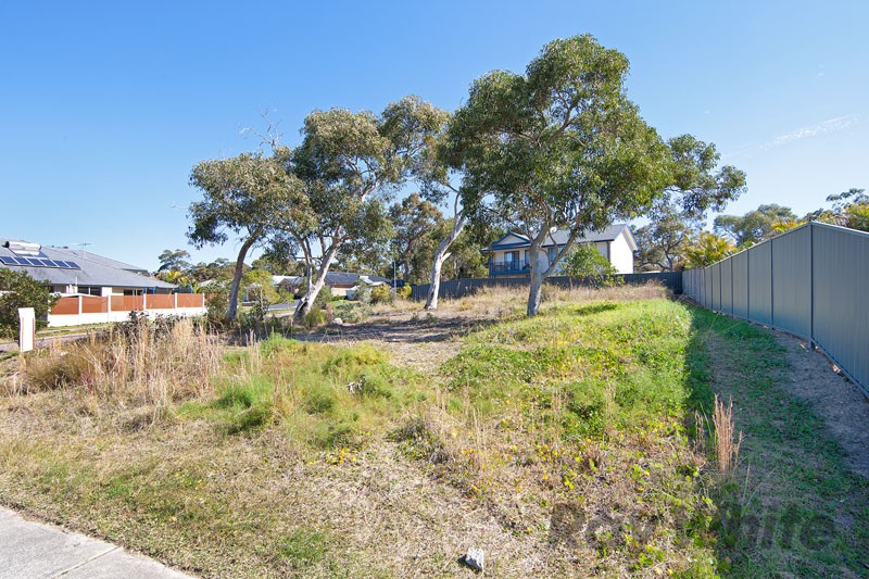 1 Seabreeze Close, GWANDALAN, NSW 2259