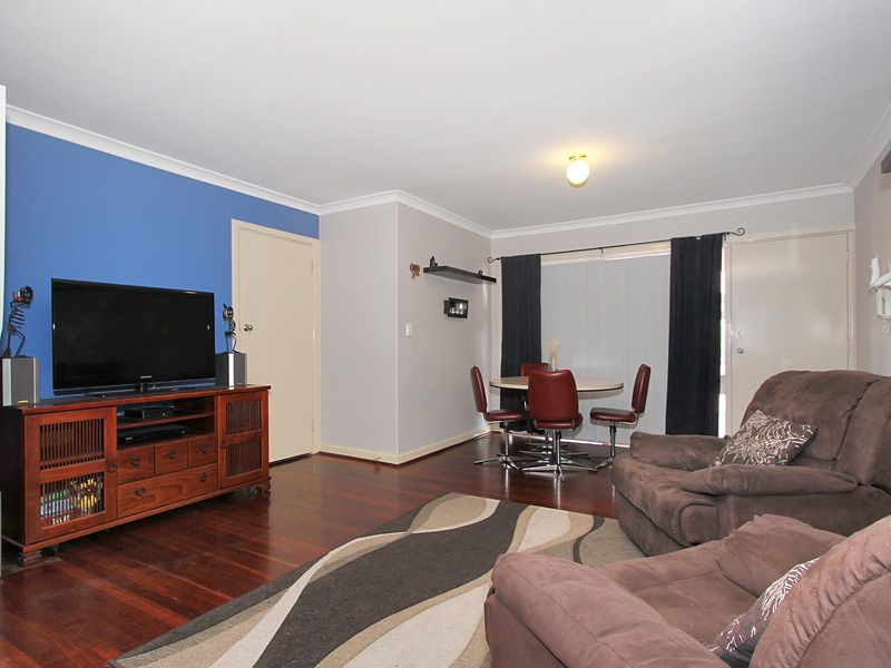 15B Calvert Way, GIRRAWHEEN WA 6064