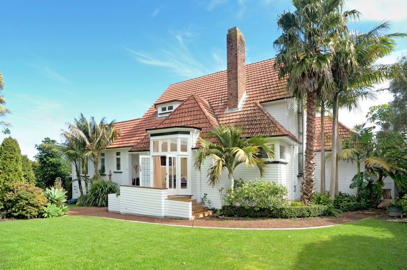 House 72 Marine Parade, Herne Bay, Auckland City