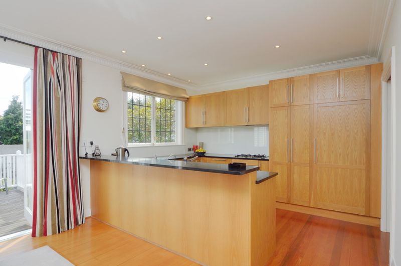 House 72 Marine Parade, Herne Bay, Auckland City