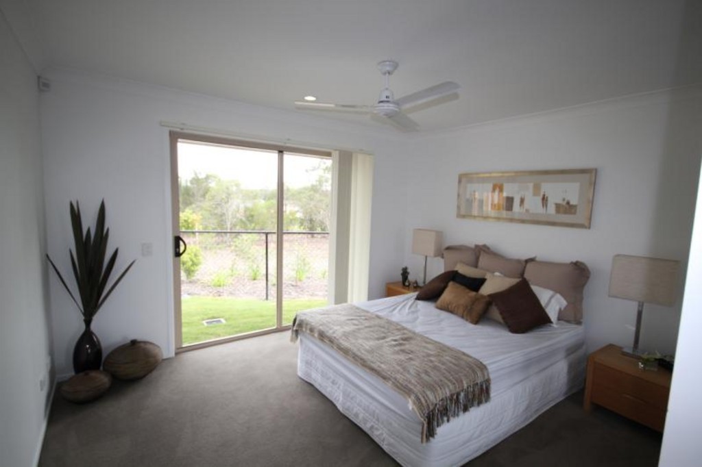 Unit18/52-54 Freshwater Drive, BERRINBA, QLD 4117