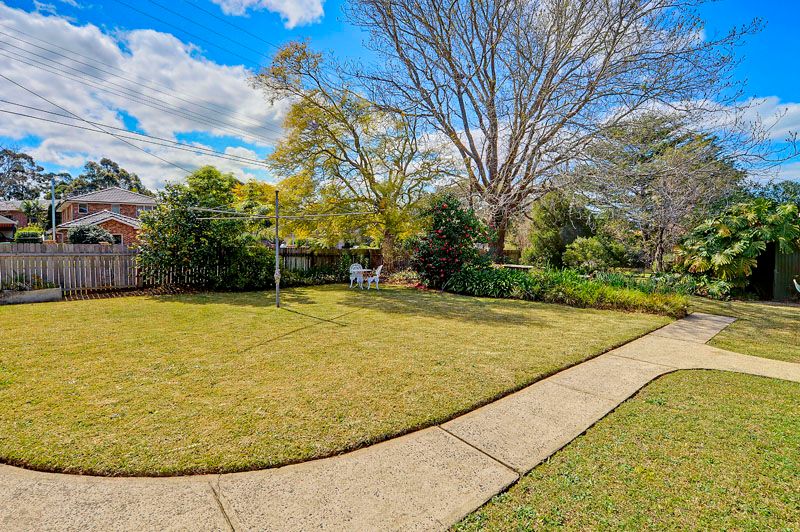 44 Royston Parade, ASQUITH, NSW 2077