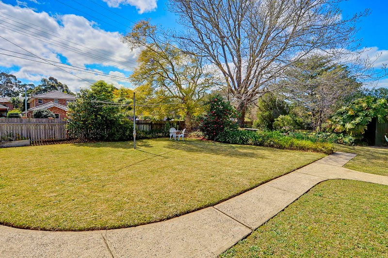 44 Royston Parade, ASQUITH, NSW 2077