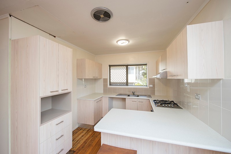 30 Park Street, WEST GLADSTONE, QLD 4680