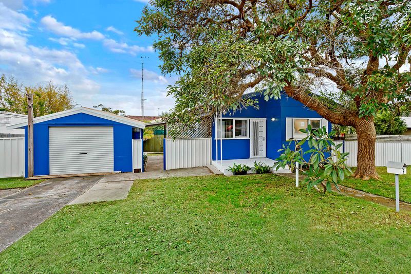 6 Ventura Avenue, BATEAU BAY NSW 2261