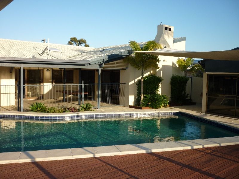 13 Paraka Court, MOUNTAIN CREEK, QLD 4557