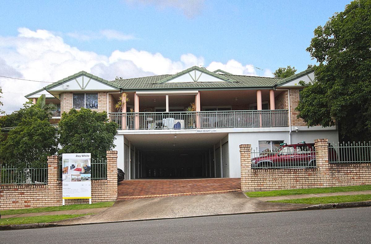 16 Nicklin Street, COORPAROO QLD 4151