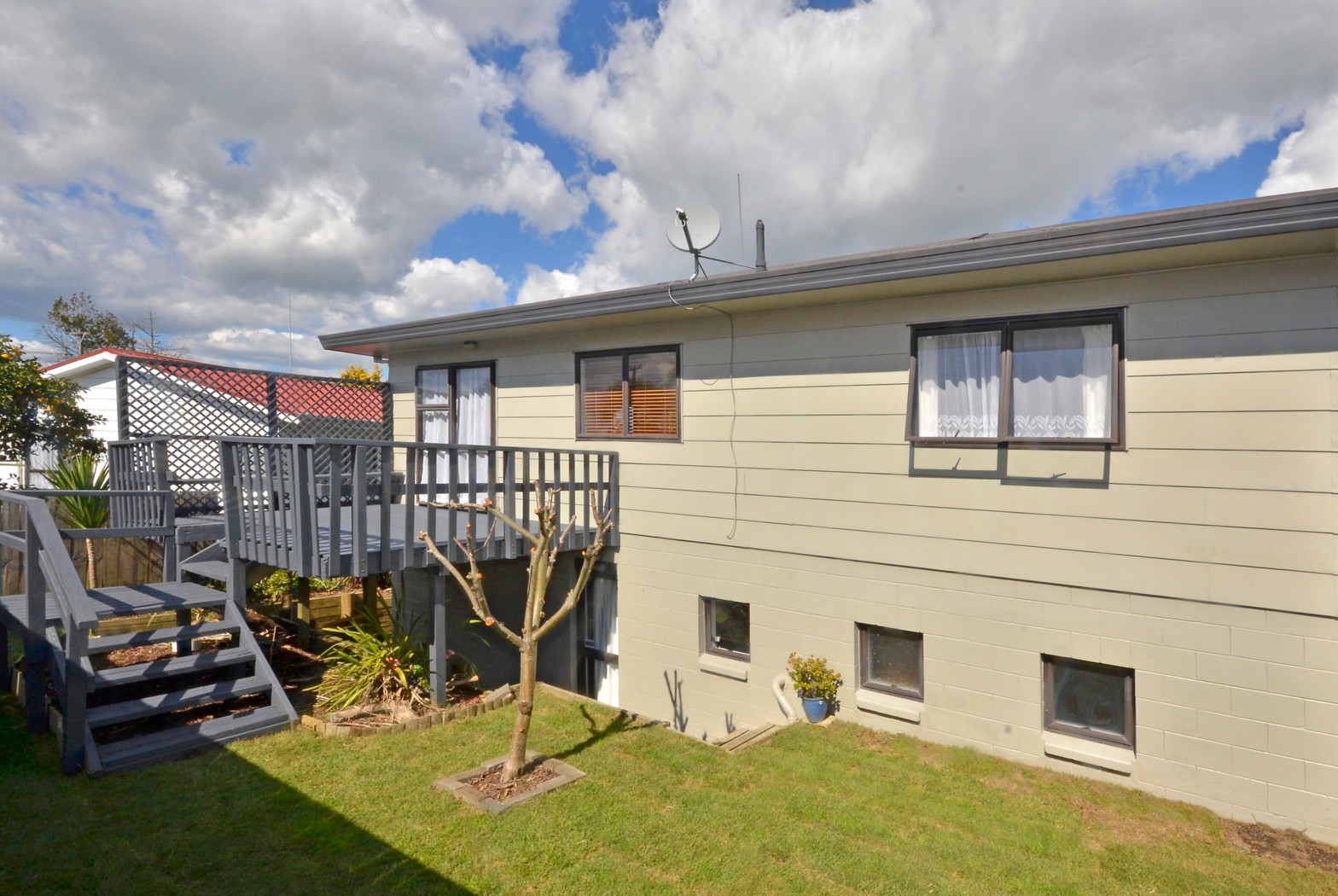 2/1 Totara Road, MANUREWA, Manukau City