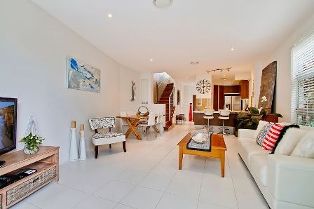 6/11 Cezaire Avenue, VARSITY LAKES, QLD 4227