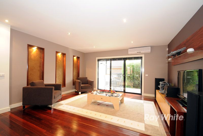 228 Karoo Road, ROWVILLE, VIC 3178