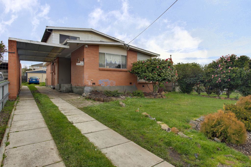 34 Oaktree Road, YOUNGTOWN TAS 7249