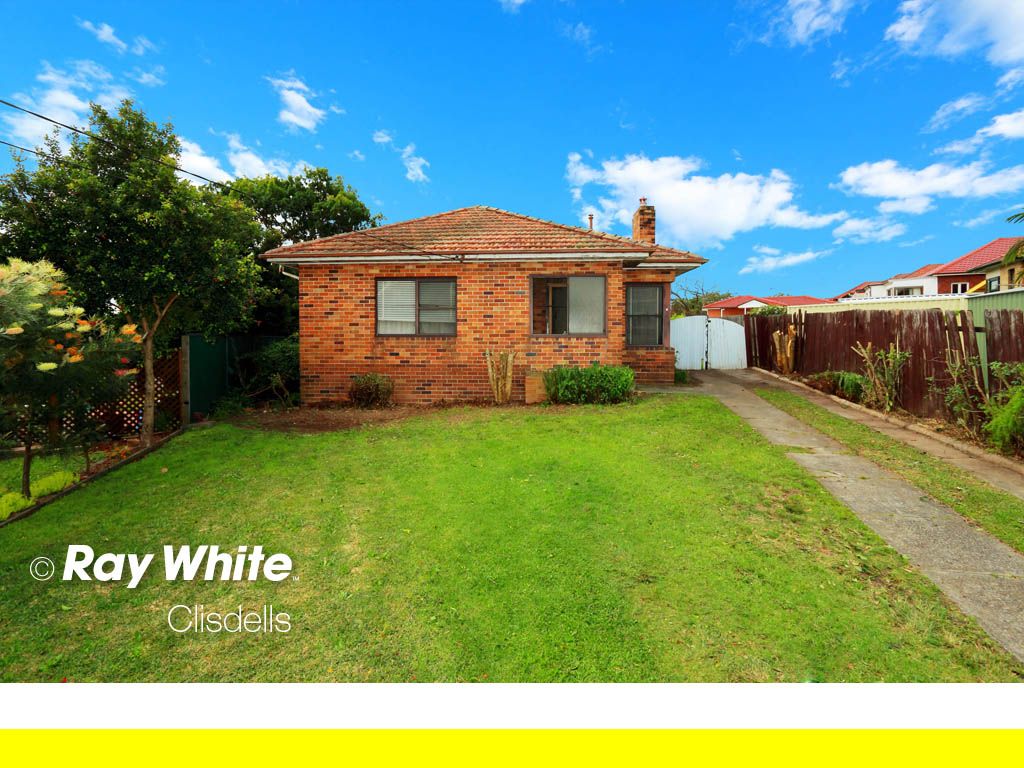 5 Astron Crescent, BEXLEY NORTH NSW 2207