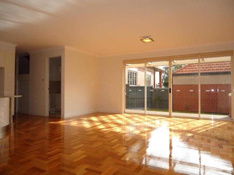 1/14 Caloola Avenue, OAKLEIGH, VIC 3166
