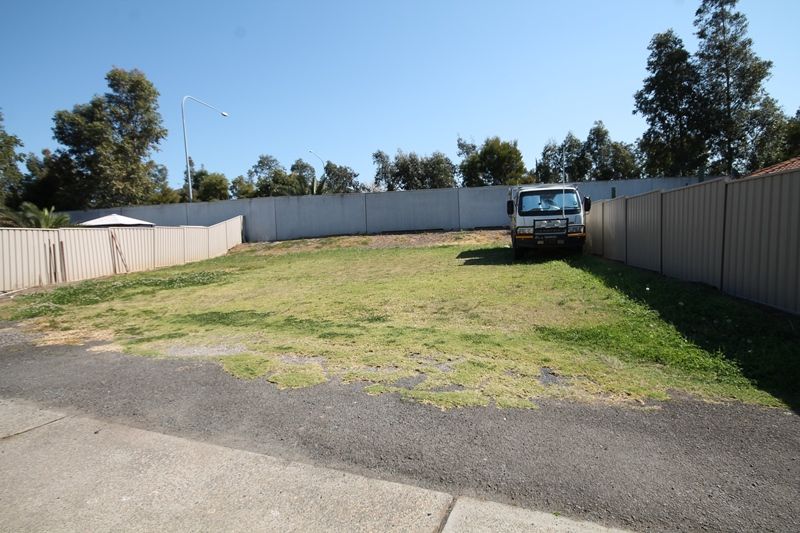 HOXTON PARK, NSW 2171