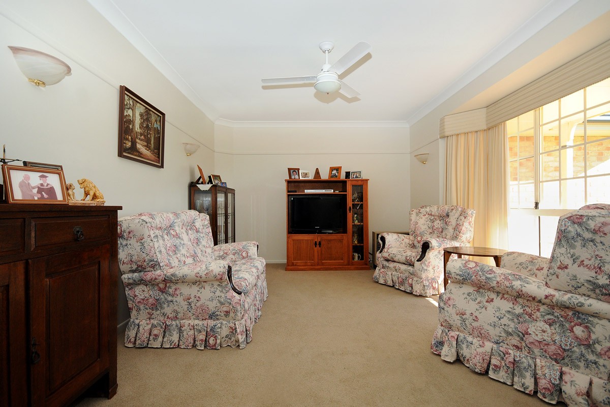 13 Winton Court, MIDDLE RIDGE, QLD 4350