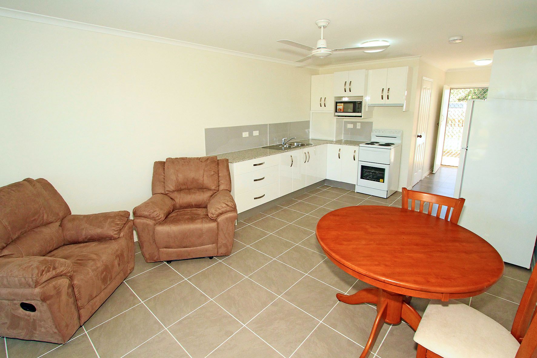77 High Street, BERSERKER QLD 4701