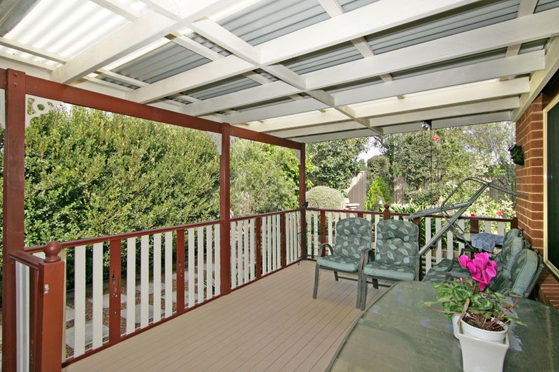 11 Winchester, LAKE MUNMORAH, NSW 2259