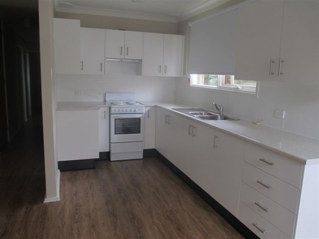 11 Monaghan Avenue, NOWRA, NSW 2541