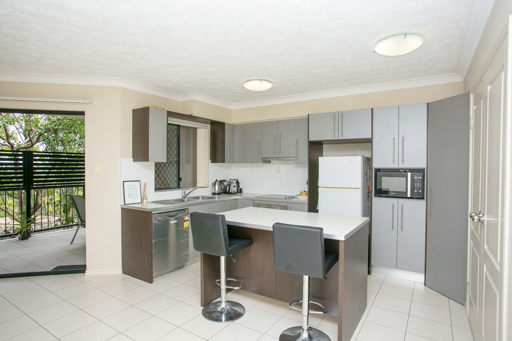3/1 Sylvia Street, CAMP HILL, QLD 4152