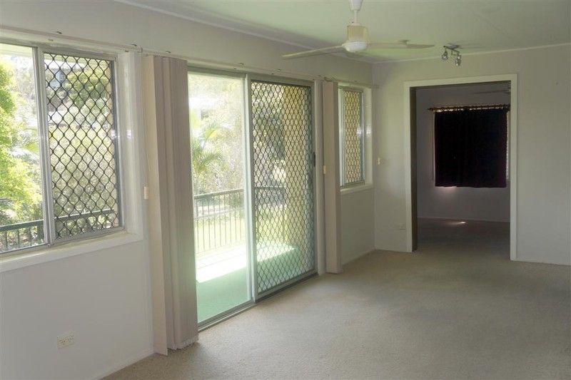 1 Amaroo Close, GLEN EDEN, QLD 4680