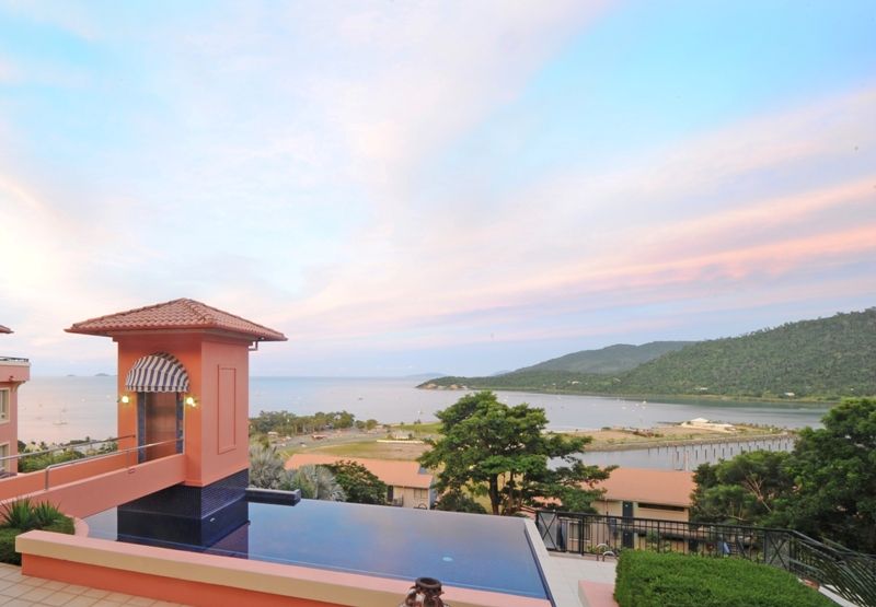 18 Golden Orchid Drive, AIRLIE BEACH QLD 4802