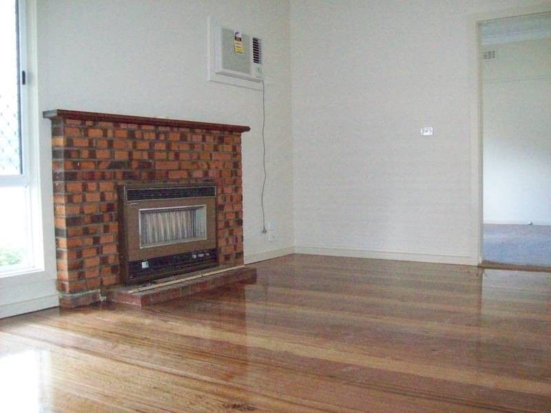 77 Douglas Street, NOBLE PARK, VIC 3174