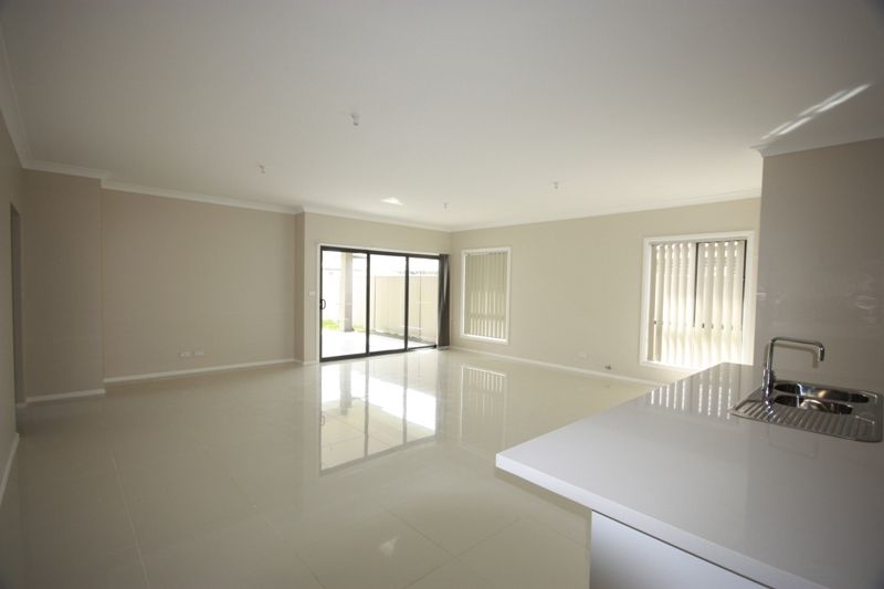 16 Denton Street, SPRING FARM, NSW 2570