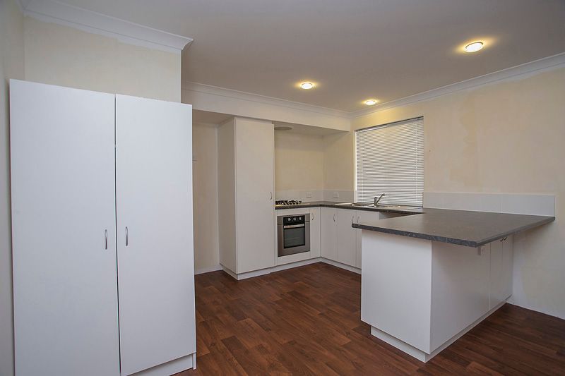 54 Boodjera Bend, FORRESTFIELD, WA 6058