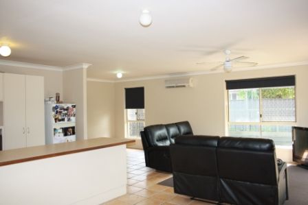 11 Pristine Court, VARSITY LAKES, QLD 4227