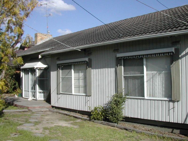 2 Coleman Road, WANTIRNA SOUTH, VIC 3152