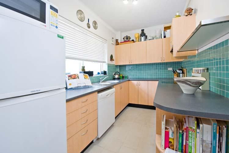 2/23 Wemyss Street, ENMORE, NSW 2042