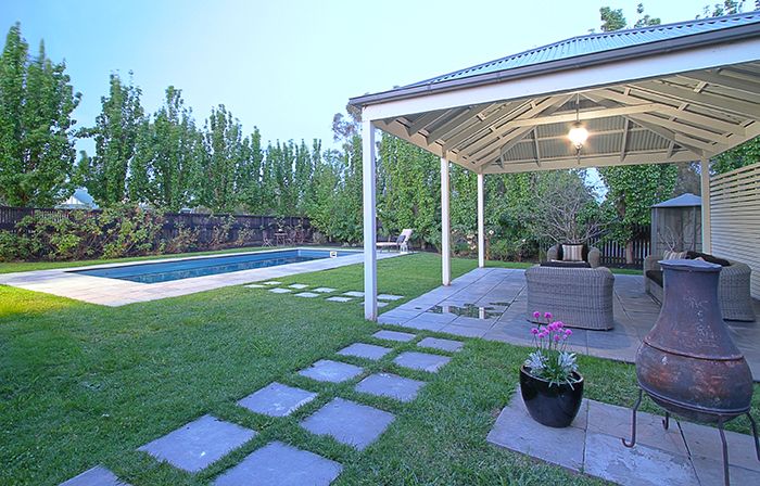 45 Woodstock Drive, DOREEN VIC 3754