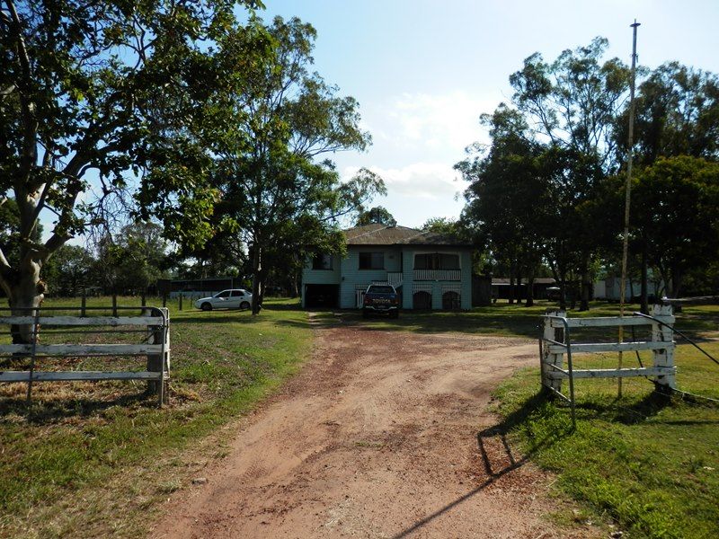 22 Woolshed Creek Road, SUMMERHOLM, QLD 4341