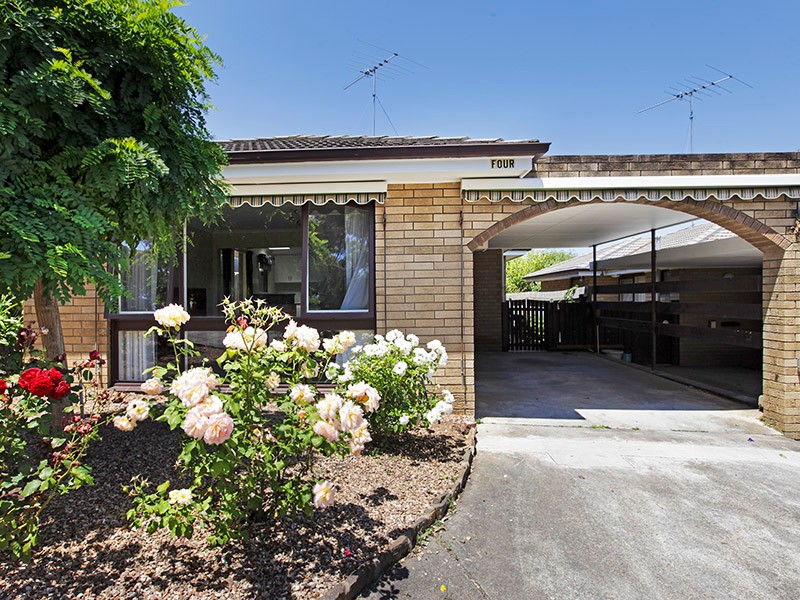 4/74 Barrabool Road, HIGHTON, VIC 3216