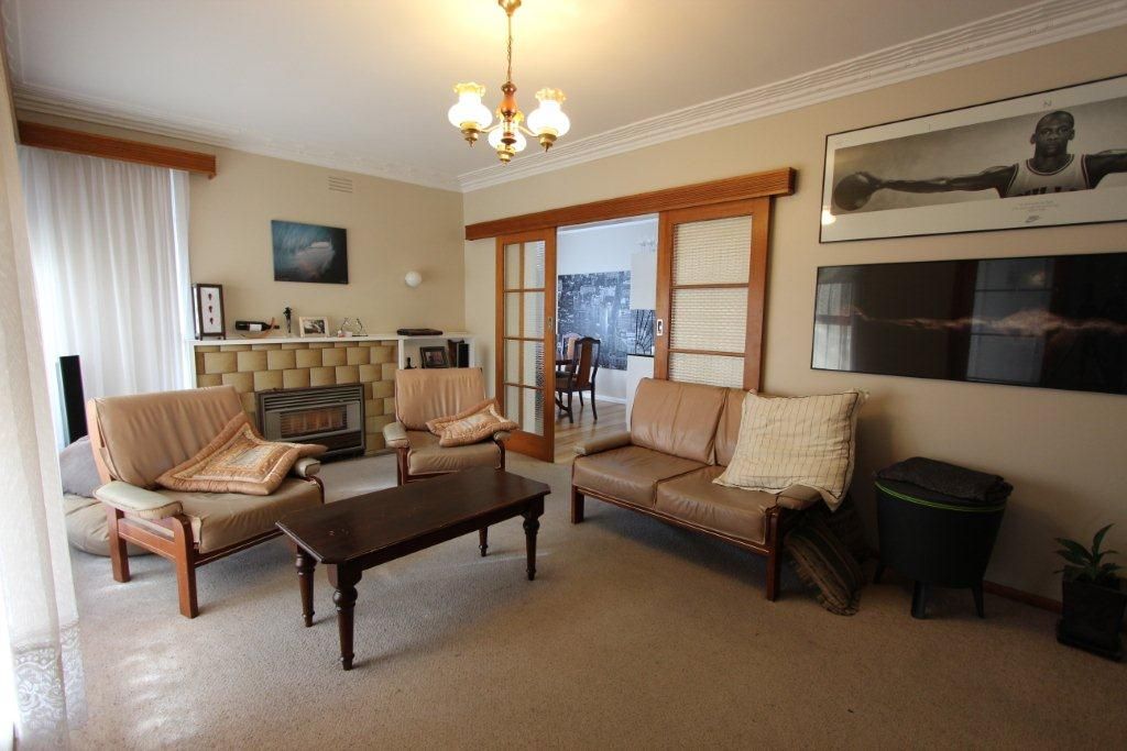 37 Barrabool Road, BELMONT, VIC 3216