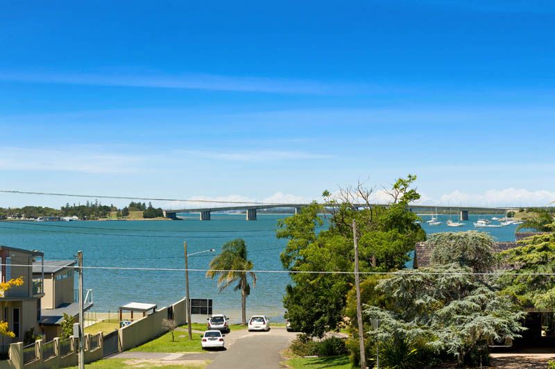 2 Ellis Street, SYLVANIA NSW 2224