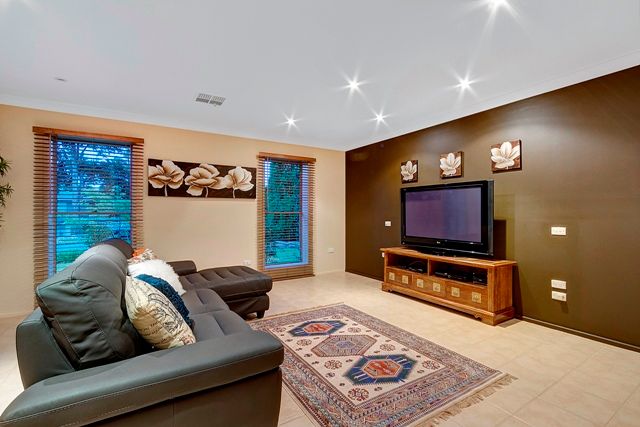 28 Fullers Road, GLENHAVEN, NSW 2156