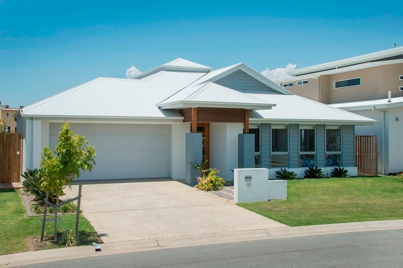 16 Mariner Avenue, HOPE ISLAND, QLD 4212